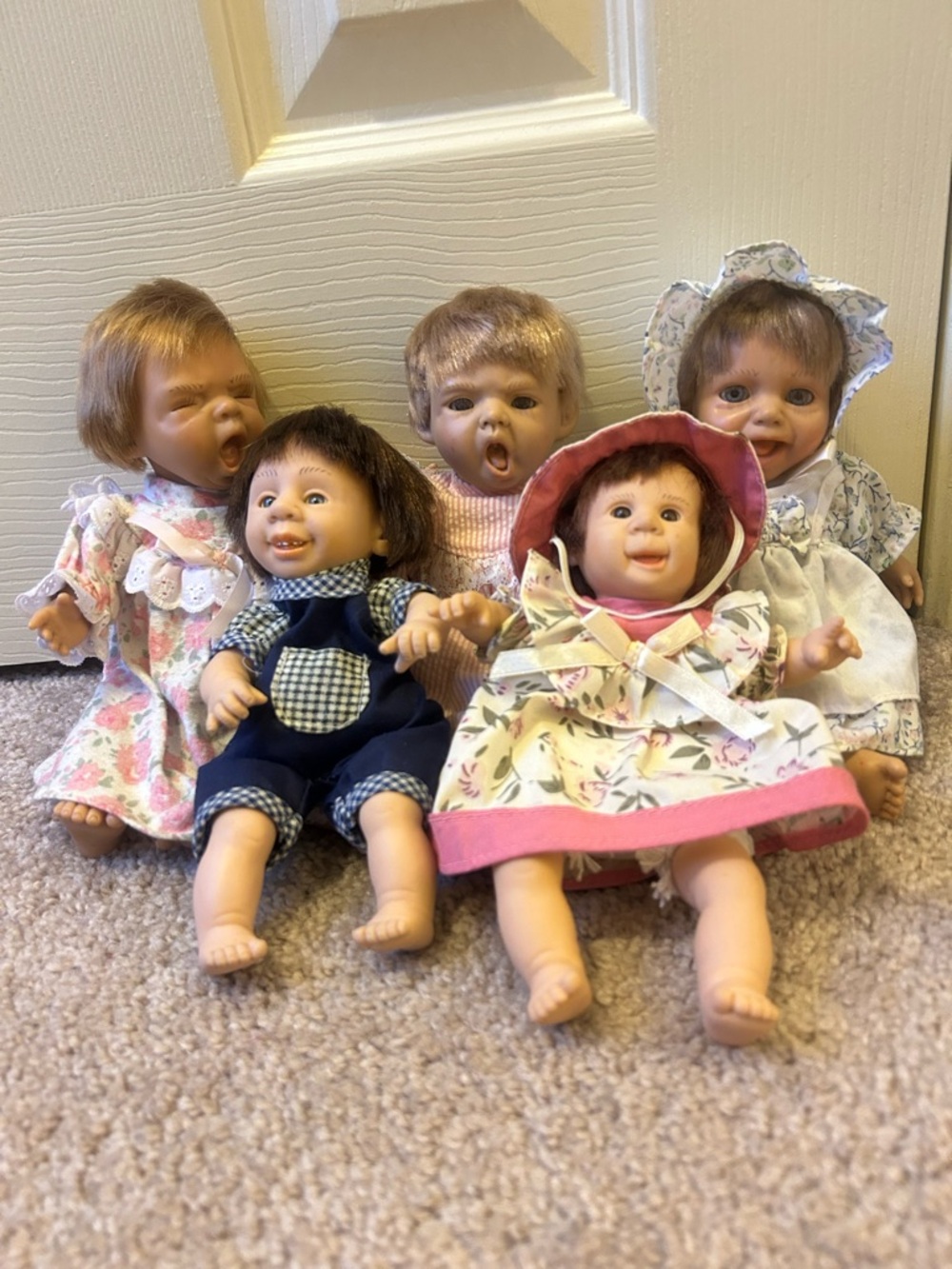 Set of 5 Vintage Gi-go Expressions Dolls